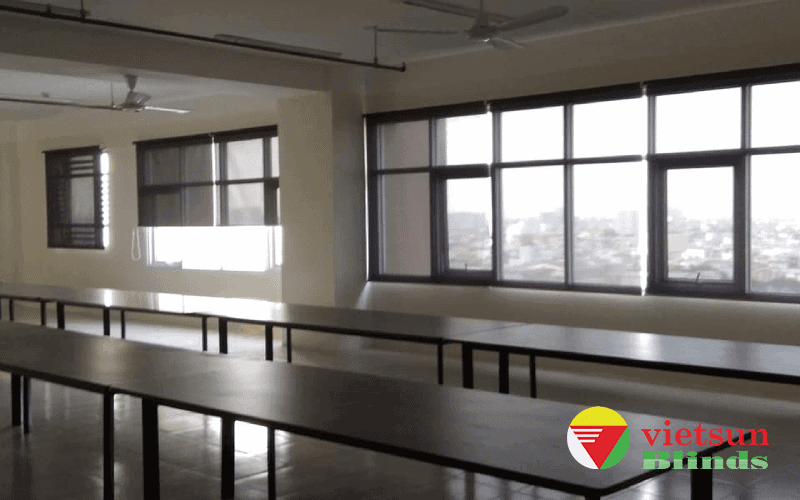 Công trình rèm sáo cuốn lưới tạo trường Đại học Mỹ Thuật – Bình Thạnh 6 REM CUON LUOI 4 BT